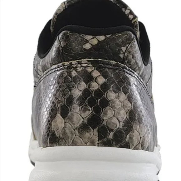 New! SAS -San Antonio Shoes-“Mamba Tour ll Snake Print Sneakers/size 8 - Picture 3 of 12